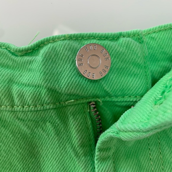 BDG SZ 25 neon green chewed a line denim shorts - Picture 6 of 10